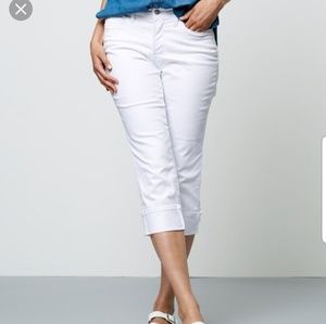 NYDJ White Stretch Denim Wide Cuff Capri